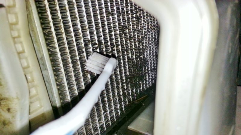 軽バン 自分でカーエアコンのエバポレーターを洗浄掃除する方法 Diyメンテナンスマニア